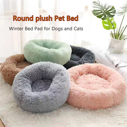 Tapis de lit douillet pour chat, lit apaisant en fausse fourrure pour chien, lit rond en forme de beignet, confortable pour dormir, lavable pour les chiens et les chats de petite et moyenne taille.